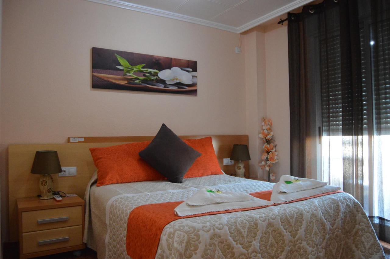 Hostal Carrizo Elda Εξωτερικό φωτογραφία